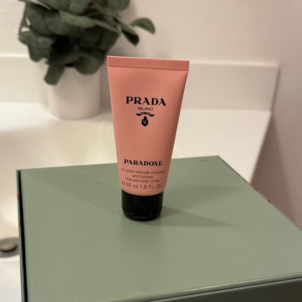 Prada Paradoxe Coral Lotion